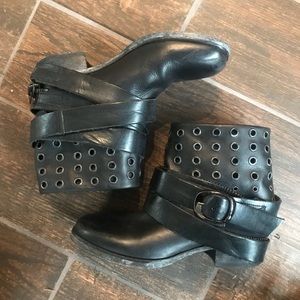 Steve Madden Freebird Boots